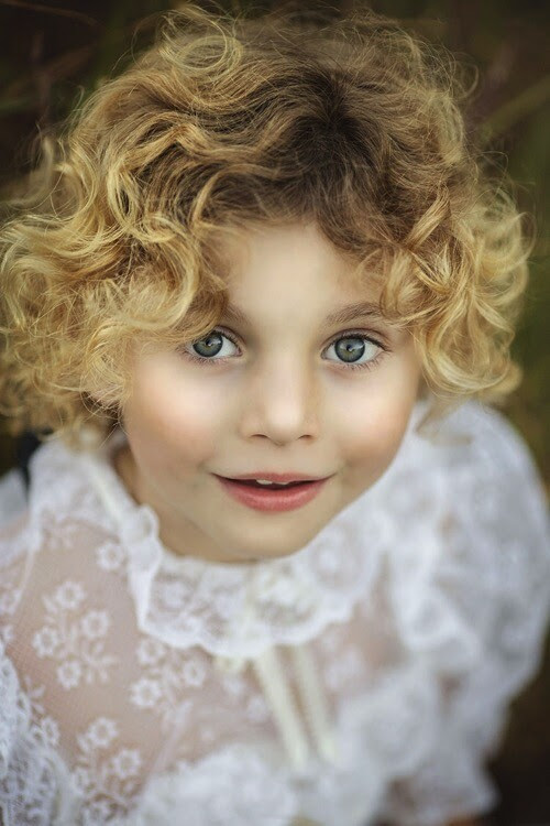 9 Ways to Ensure You Get Sharp Images When Photographing People - Aperture 2.2