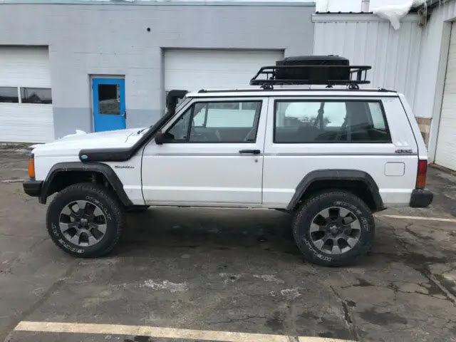 1992 Jeep Cherokee XJ Sport 4x4 RARE! 2 door 5 speed ...