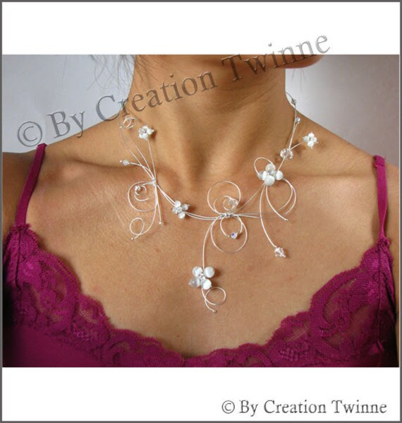 white gifts day wedding mothers  gift , day jewelry, flowers of bridesmaid  gifts  bridesmaid , wedding