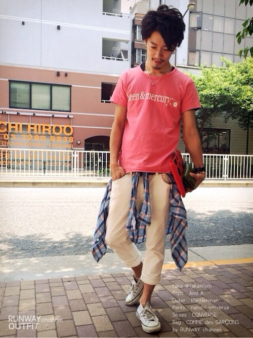 メンズのピンクtシャツの着こなしコーデ春夏編とおすすめをご紹介 あっいいねnet