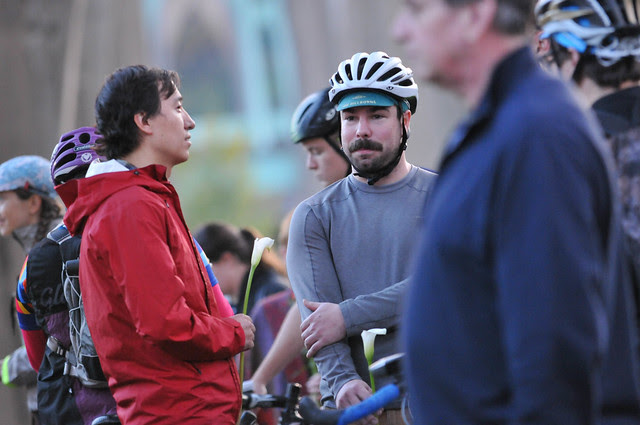 St Johns Bridge protest ride-4.jpg