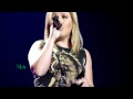 Kelly Clarkson covers Adele's "Someone Like You"