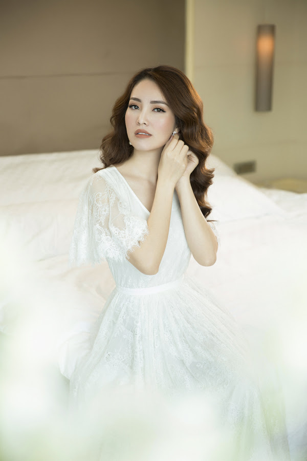 Gái một con <a href='http://ift.tt/1mP0LMu' title='Thụy Vân' target='_blank'>Thụy Vân</a> khoe vẻ mặn mà