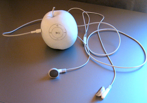 organic i-pod shuffle by asboluv, on Flickr