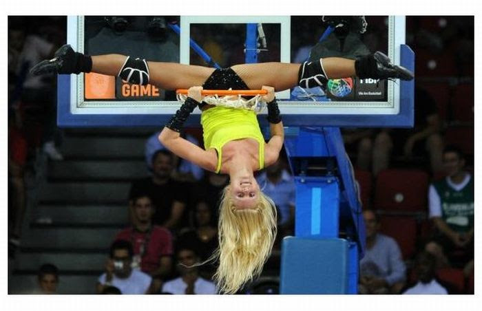 Cheerleaders at the FIBA World Championships (32 pics)