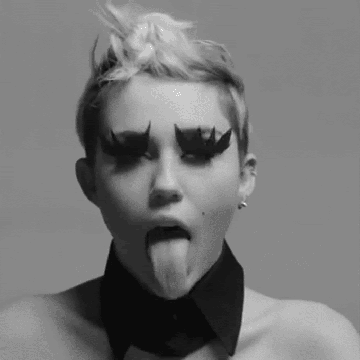 miley_bondage_video_gifs_04