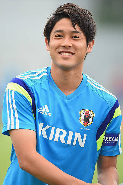 内田篤人が近藤春奈に送る本気のアドバイス 結婚が先じゃない が話題に Akogare