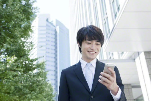 彼氏を感動させる誕生日メッセージ 手紙の例文 男性 素敵な誕生日のサプライズを