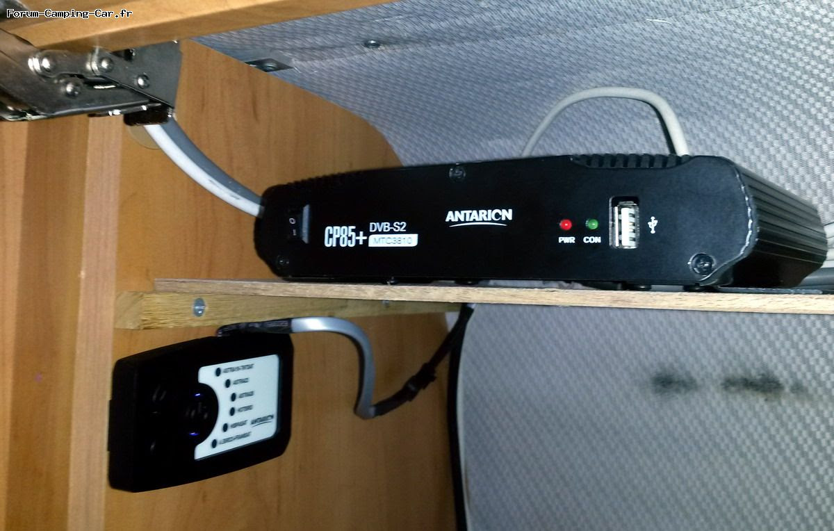 SAT] Cablage pour conserver la réception avec positionneur d'antenne éteint  Forum Forum-Camping-Car.fr. TV, antennes, satellites, TNT, dvd