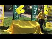 camera iphone 8 plus apk Friendship bench named for son