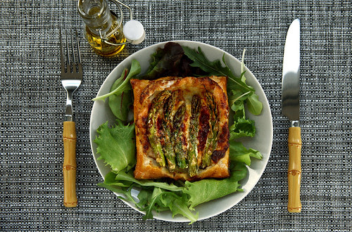green asparagus tart