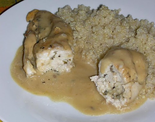 PECHUGA DE POLLO AL PESTO CON QUINOA