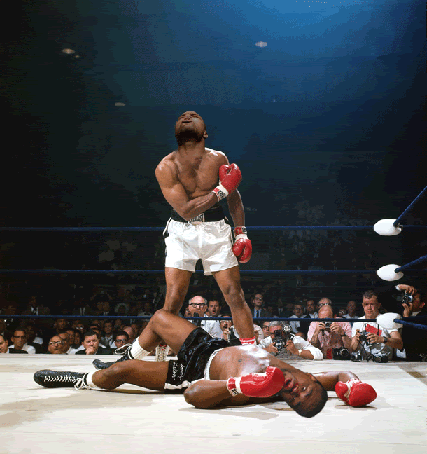 Rampage Jackson KOs Rashad Evans Pictures, Images and Photos