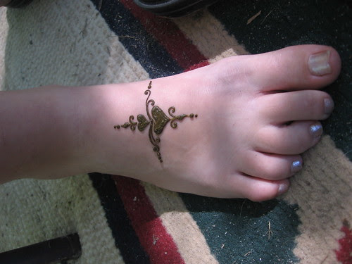simple henna tattoo designs by henna lion