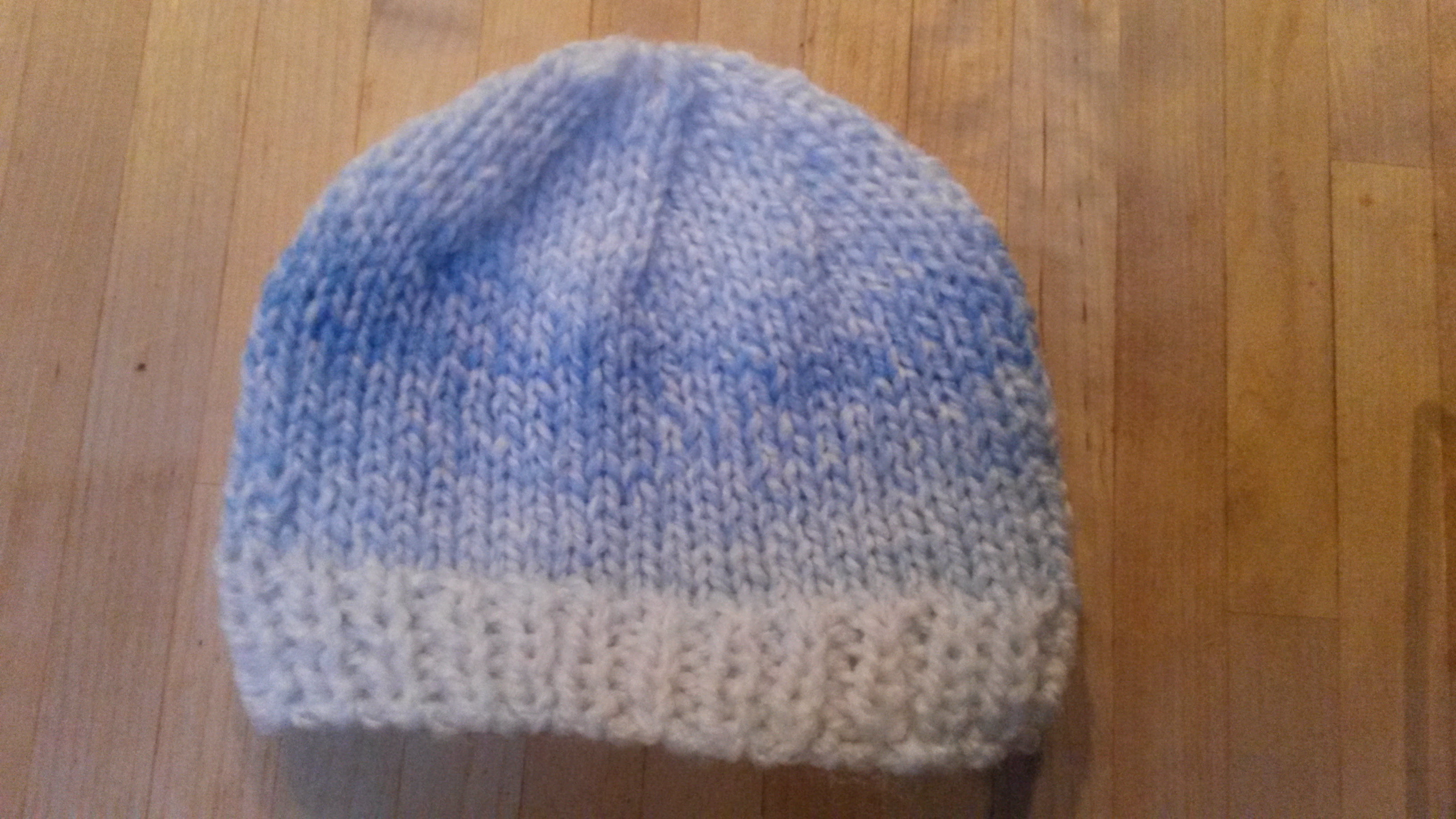 pattern  knitting Whiskers beanie Woolly knitting: Preemie Charity  beanie  hat for charity hat