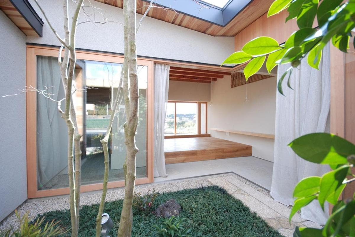 A modern Japanese courtyard house | Mitsutomo Matsunami ...