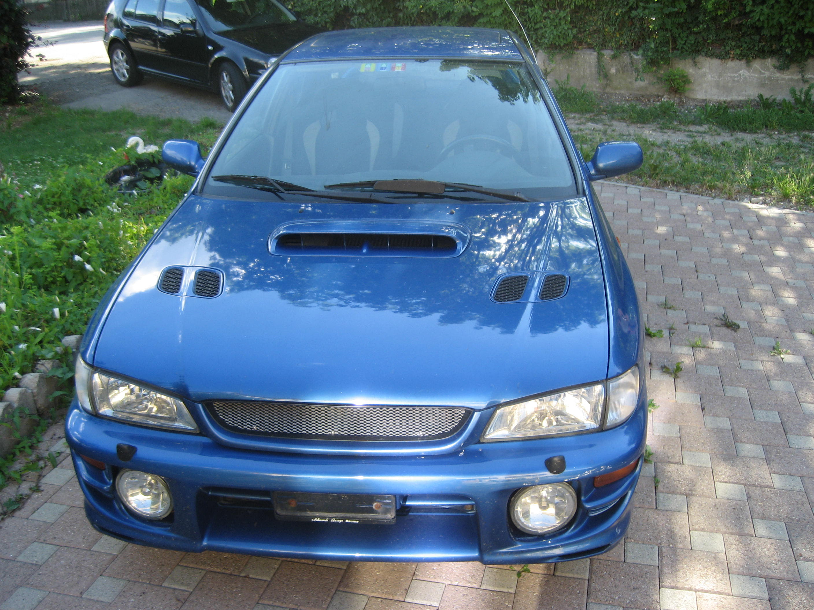 subaru impreza gt