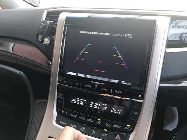 車のバックモニターが映らない 原因はトヨタ純正カメラの接触不良 自動車メンテナンスお役立ち情報blog