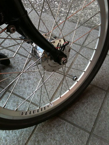 Velocity Aerohead rim and Schmidt hubdynamo