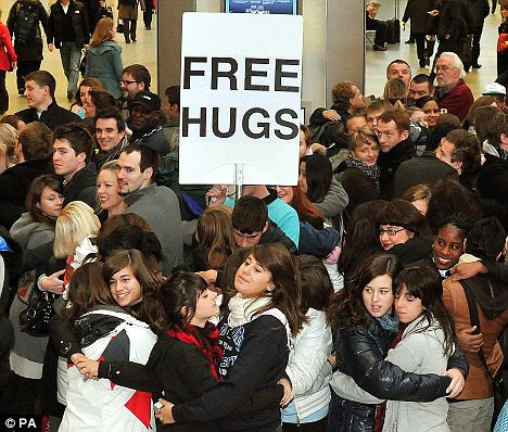 Researchers at the University of California say that lending support to others is a pleasurable experience which can boost happiness and lower stress