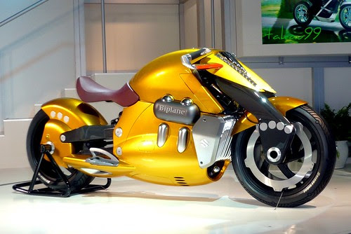 Suzuki Biplane Concept Design