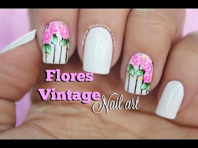 43 Como hacer rosas vintage en las uñas