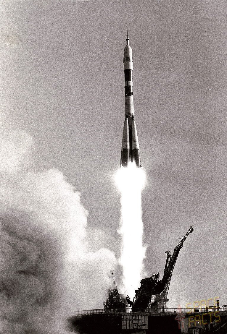 Jun05-1980-SoyuzT2liftoff