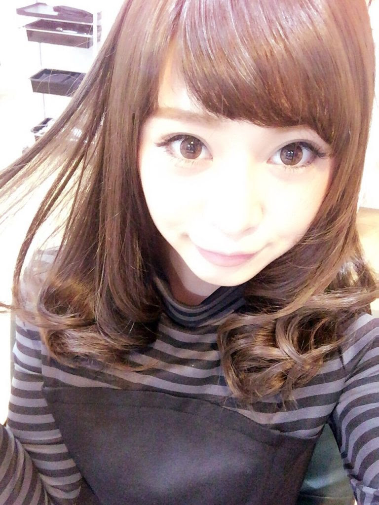 パールサファイアで艶のあるヘアカラーと前髪ピンパーマ 神戸三宮の美容室 Kiki Kobe