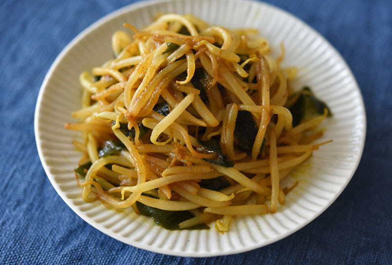 もやしとわかめのカレー醤油炒めのレシピ 作り方 白ごはん Com