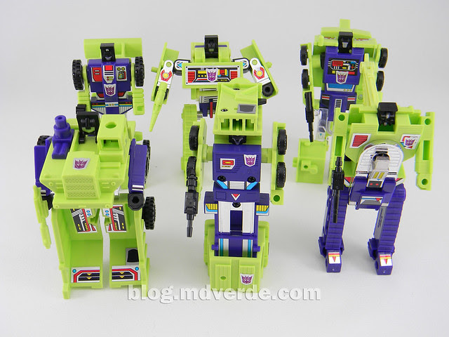 Transformers Devastator (Constructicons) - G1 Encore - modo robot