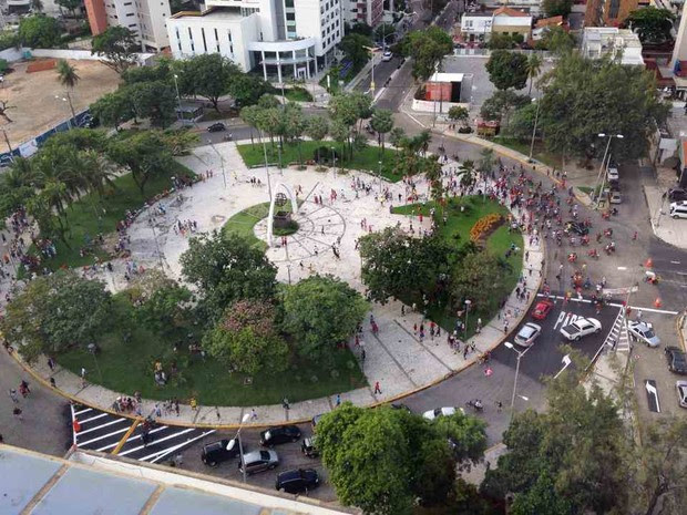 praça portugal  (Foto: TV Verdes Mares/Reprodução)