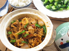 Fragrant Claypot Salted Fish and Belly Pork 咸鱼花腩煲