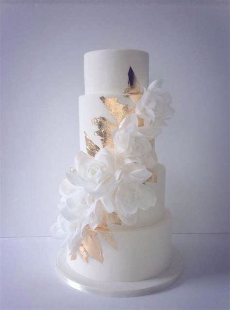 600 years before the common era, chinese aristocrats used long, shimmery and bejeweled nail guards as a symbol of wealth and leisure. 30 Glamorous Gold Leaf Wedding Cakes - Weddingomania