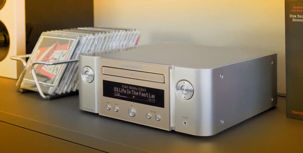 Best Stereo Receivers Under $1000 • CyberPunkist
