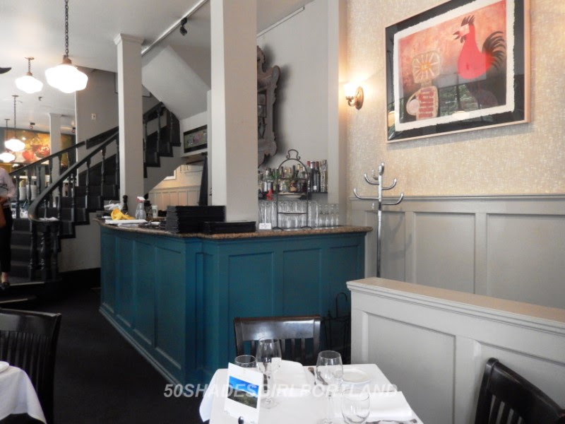 Fs Darker Film Location Mar 15 Water Street Cafe As Mid Market Restaurant 50 Shades Girl Portland