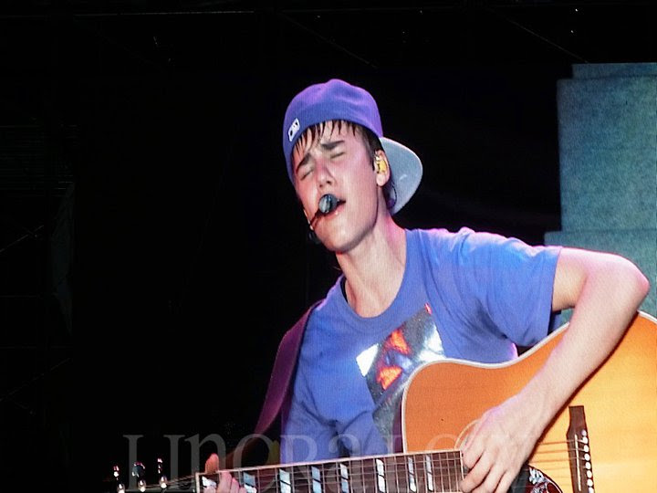 justin bieber in kl. Justin Bieber Shouts #39;Hello