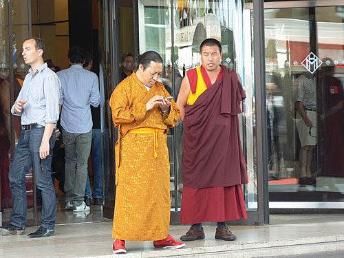 dalaï lama bis.jpg