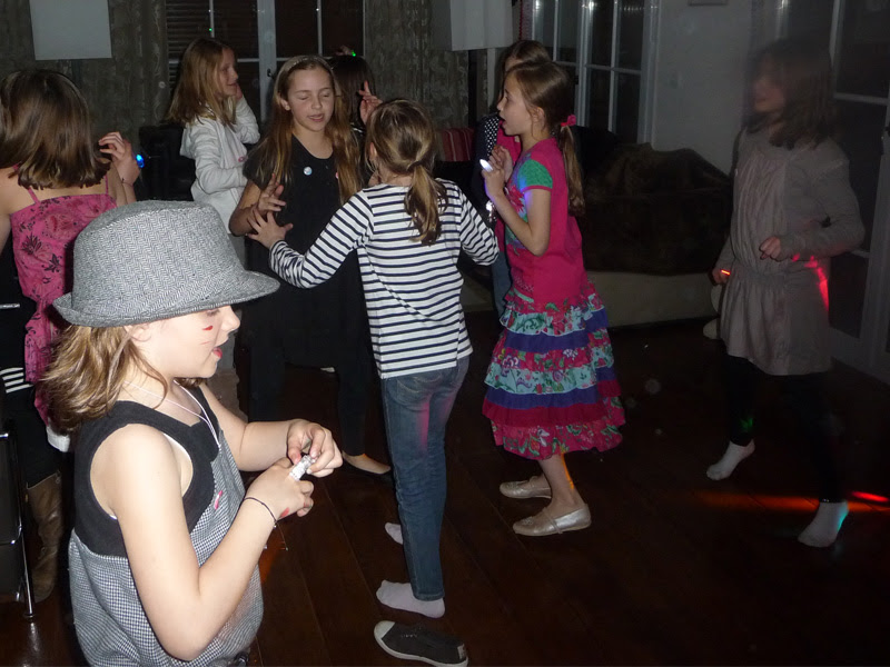 Une Fete D Anniversaire Pour Ses 10 Ans Dont Votre Enfant Se Souviendra Femmes Debordees