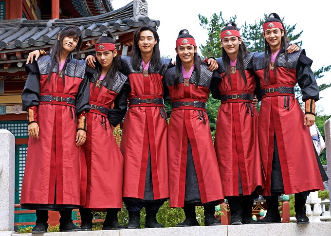 最旬俳優パク ソジュン主演 パク ヒョンシク ミンホ Shinee V Bts 共演の青春ロマンス時代劇 花郎 ファラン オリジナル サウンドトラックが17年12月日 水 に緊急リリース決定 Dream E Net