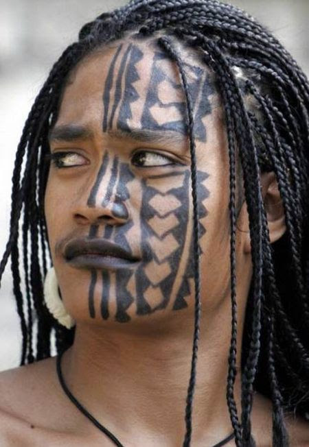 Face Tattoos (14 pics)