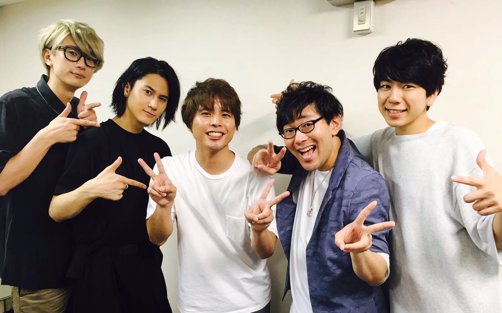 自購自錄 仲村宗悟 めんそ れ 仲村屋公開収録vol 4 昼の部 ゲスト 小野友樹 江口拓也 西山宏太朗 武内駿輔 哔哩哔哩 Bilibili