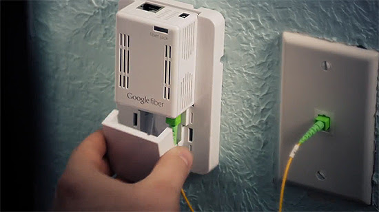 Quadro do filme promocional que o Google fez para o Fiber, seu serviço experimental de banda larga 
