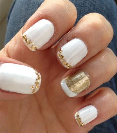 gold nails     nenuno creative