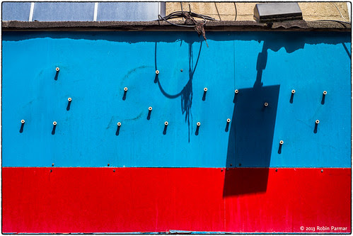 abandoned shop: blue and red