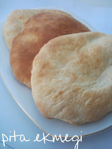pitta%2Bbread