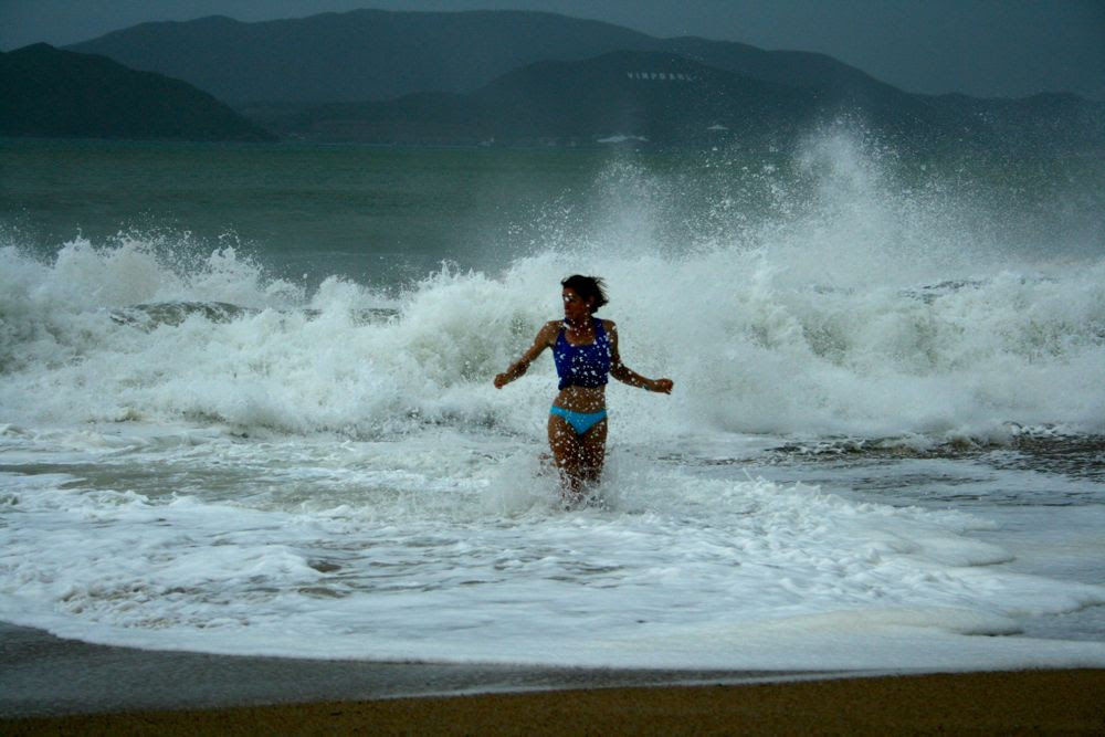 travel vietnam typhoon warning Vietnam. Mui Weathering escape Ne a and to Beach Typhoon
