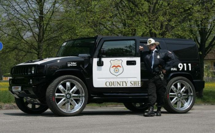Strange and Funny Police Vehicles (27 pics)