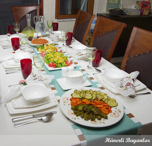 Akşam Yemeği Sofrası (04.10.09)