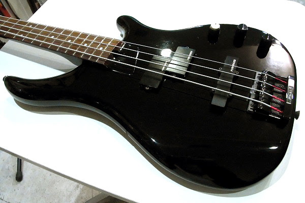 Fernandes Frb 55 Bass Black Teenarama Used Guitar And Pop N Roll Bar 中古ギター ベース アンプ エフェクター 中古楽器販売 買取 カフェ バー Powerpop Rock N Roll Punk