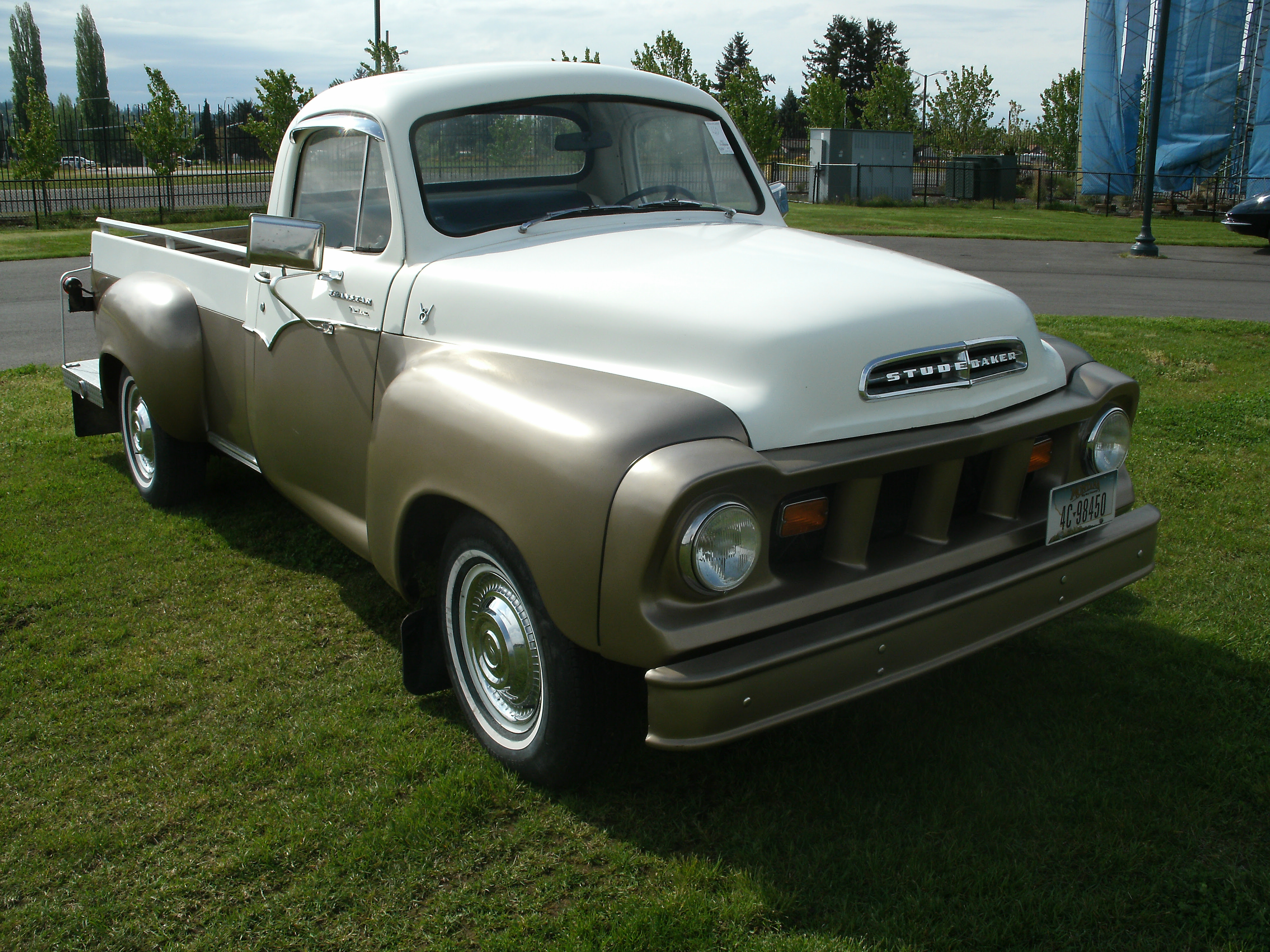 cheapest car to insure for 20 year old